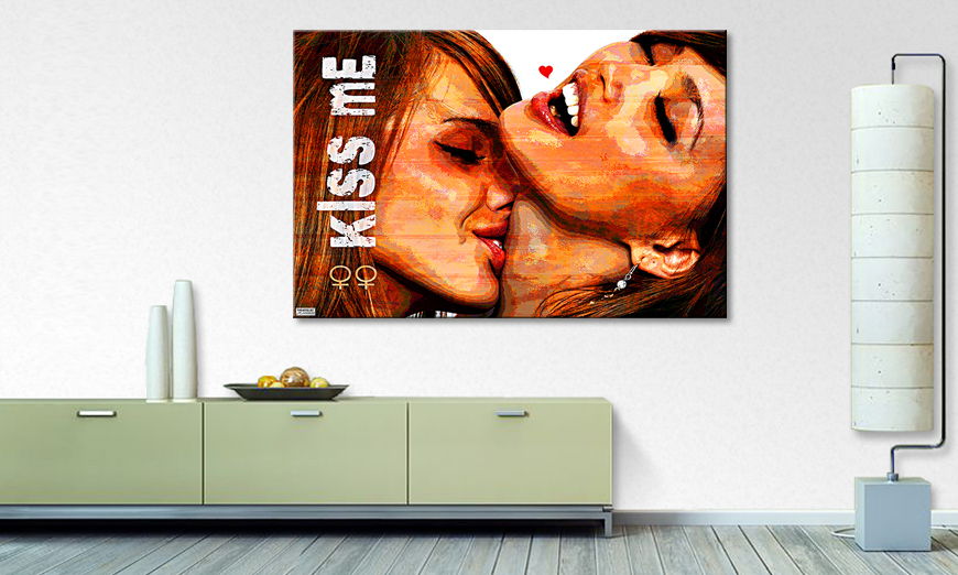 Le tableau mural moderne Kiss Me